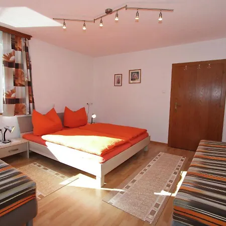 Apartment In Uderns With Balcony Cot Heating Parking